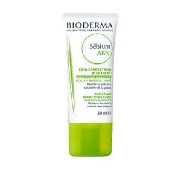 SEBIUM AKN FLUIDO CREMA FLUIDA SEBOREGOLATRICE PELLE IMPURAA TENDENZA ACNEICA RITENZIONALE 30 ML